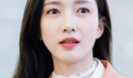 娱乐圈吃瓜爆料张子枫,揭秘明星背后的故事