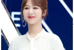 圈内爆料顶流姐弟,甜蜜互动引粉丝热议