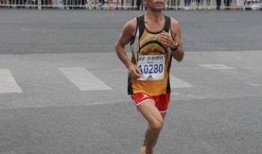 拖鞋爆料穆哥视频在线观看