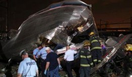 脱轨最新爆料图片,现场图片曝光，真相逐渐浮出水面